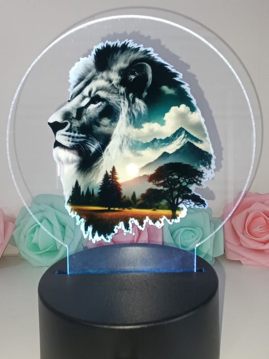 lampe et sa plaque interchangeables avec son lion