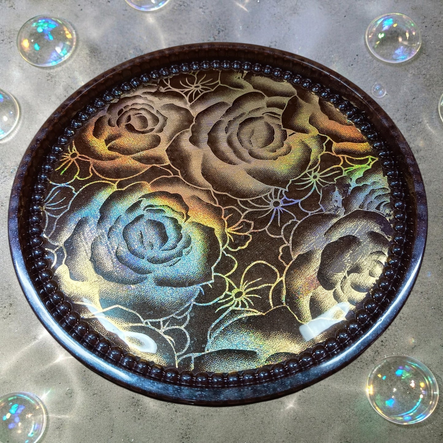 plateau moyen rond bulle et ses fleurs holographiques