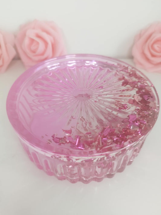 Boite rosace rose transparente et feuilles roses