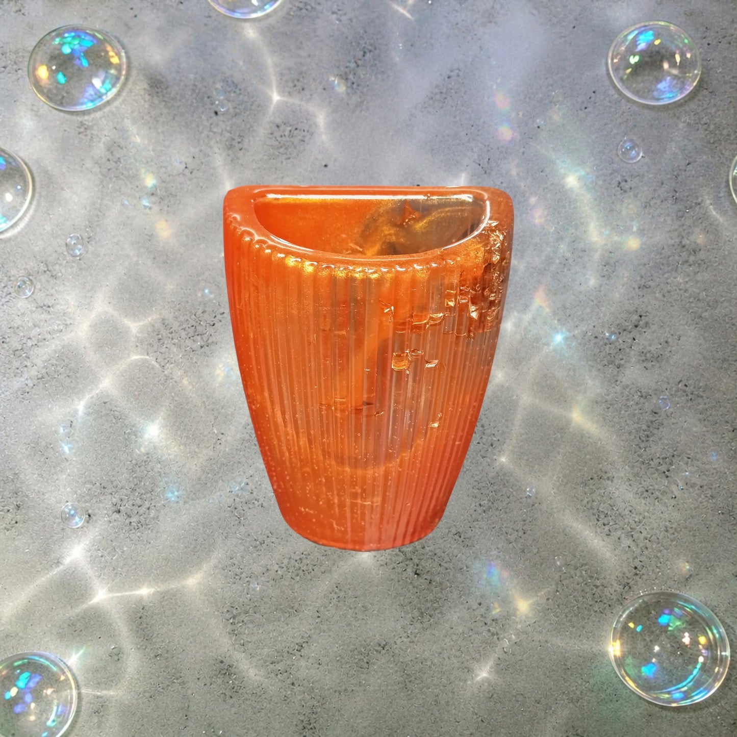 Mini vase aimanté